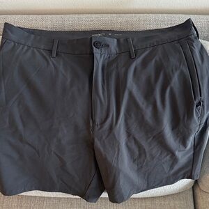 Old Navy Men's Charcoal Flat Front Shorts